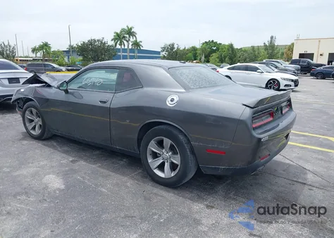 2019 Dodge Challenger Sxt z USA, uszkodzony, nr VIN 2C3CDZAG9KH525613